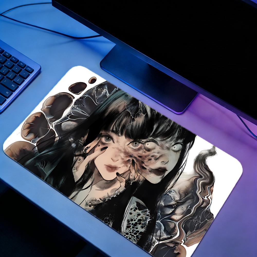 Gaming Mouse Pad JJunji Ito Co - مراجعة Desk Setup With Laptop وسعره