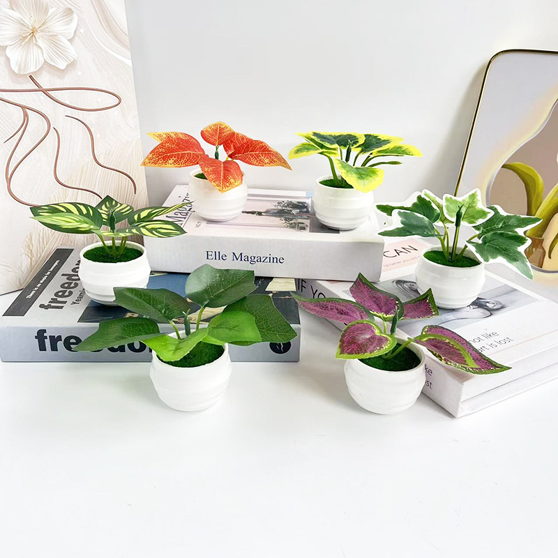 Artificial green plants in sma - مراجعة Plant Pot Small Desk وسعره