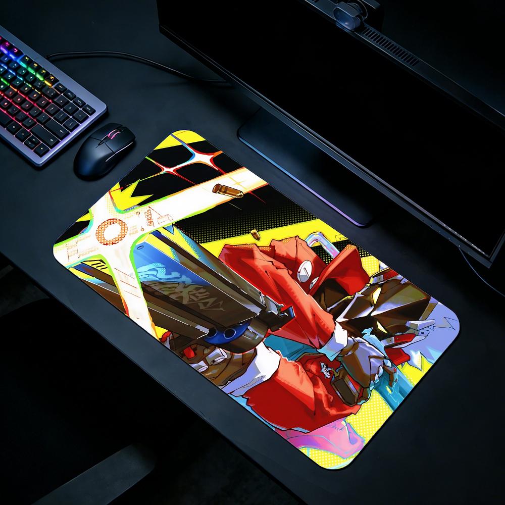 Gaming BBilly Kid ZZZ Gaming M - مراجعة Desk Setup With Laptop وسعره