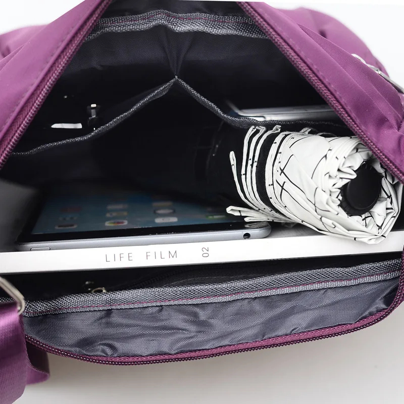 Large Capacity Waterproof Nylo - مراجعة Dual Phone Holder وسعره